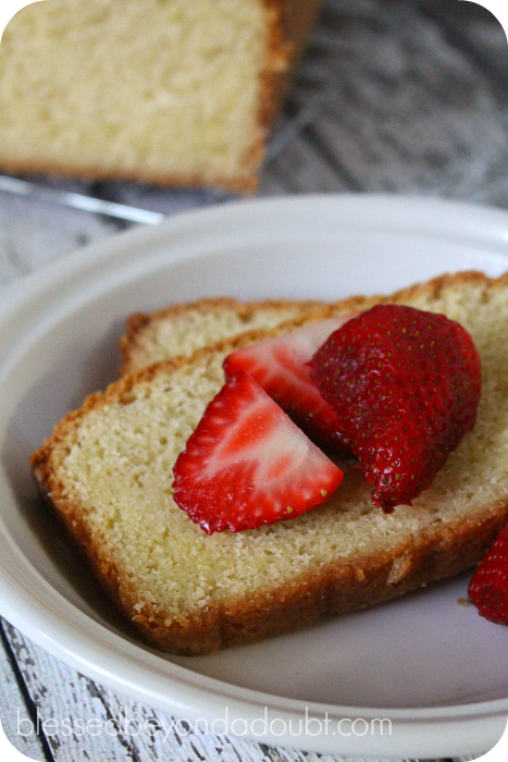 My favorite pound cake that's so simple!