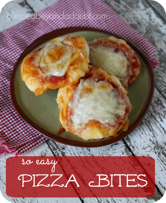 So easy pizza bites that will put a smile on your children's faces.