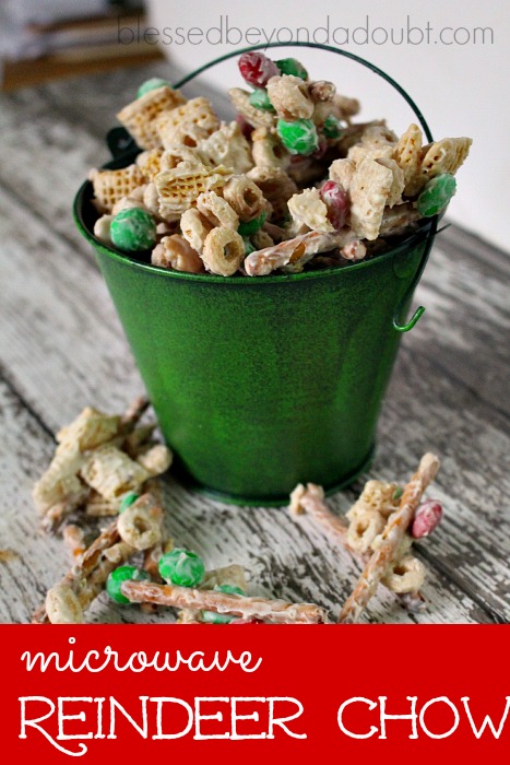Super easy Reindeer Chow that makes the perfect snack gifts. It's always a hit each year.